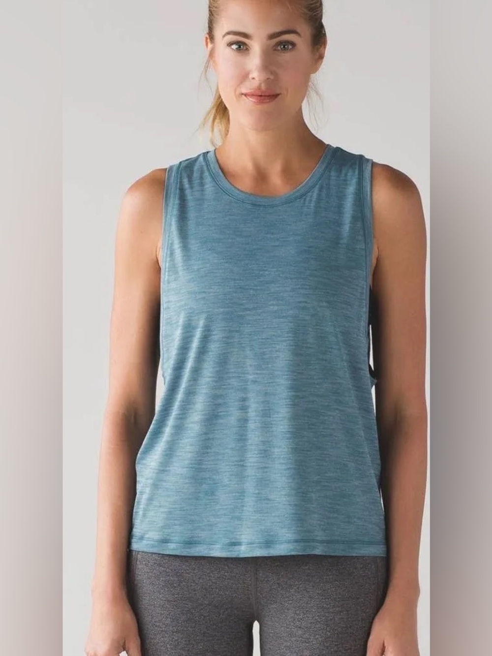 Lululemon Cardio Squad Tank II in Heathered Desert Teal